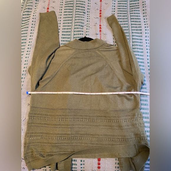 Banana Republic, Olive Green Knit Cardigan, Size M - Picture 4 of 6